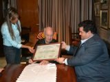 Reconocimiento a Rodolfo Fabris por su labor como miembro de la Comisión Pro Autonomía Municipal