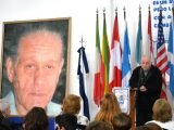 Homenaje al Doctor René Favaloro en la escuela que lleva su nombre