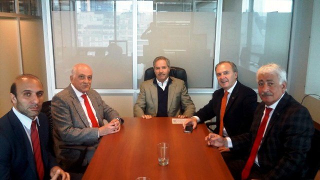 Solá se reunió con representantes de la Mediana Empresa Solá se reunió con representantes de la Mediana Empresa