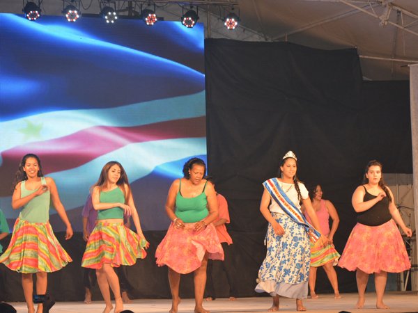Se cerró el primer fin de semana de festivales de la Fiesta Provincial del Inmigrante