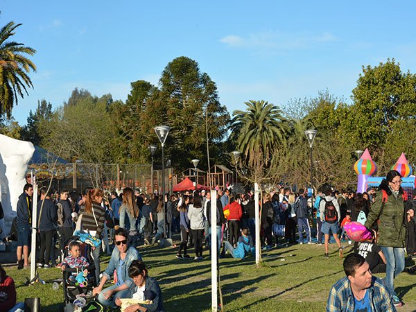Se cerró el primer fin de semana de festivales de la Fiesta Provincial del Inmigrante