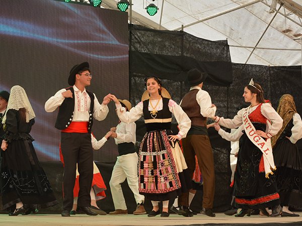 Se cerró el primer fin de semana de festivales de la Fiesta Provincial del Inmigrante