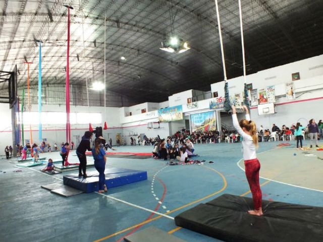 Fiesta del Deporte para las Escuelas Municipales de Berisso Fiesta del Deporte para las Escuelas Municipales de Berisso
