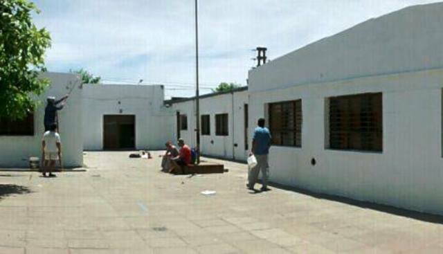 Puesta en valor del patio en la Escuela 17 de Berisso
