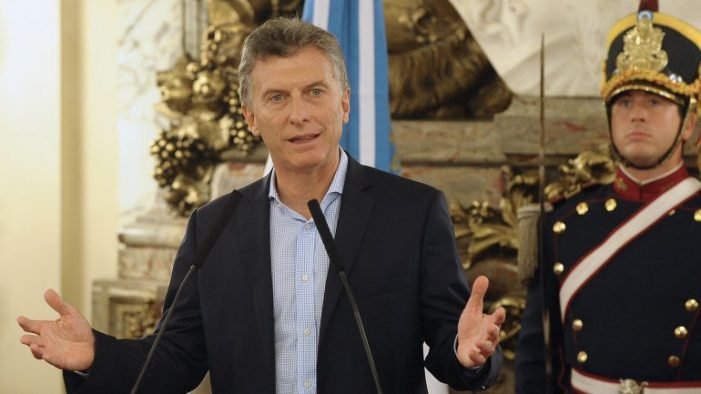 Macri promulgó la reforma del Impuesto a las Ganancias