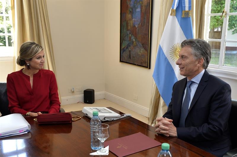 En la Patagonia, Macri se reunió con el Rey y la Reina de Holanda En la Patagonia, Macri se reunió con el Rey y la Reina de Holanda