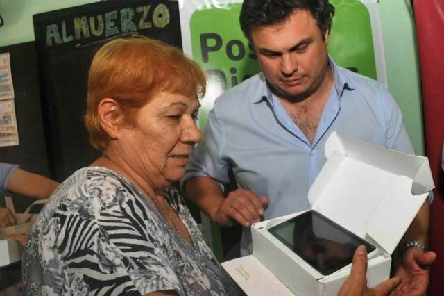 Inclusión digital de adultos mayores en Provincia con el Programa Postas Inclusión digital de adultos mayores en Provincia con el Programa Postas