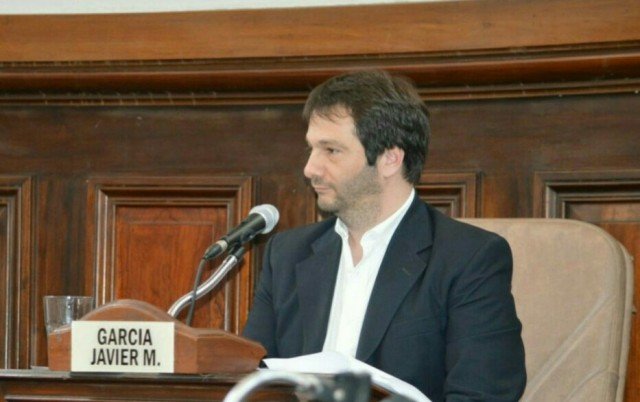 García pidió al Intendente Garro que interceda ante EDELAP por los cortes
