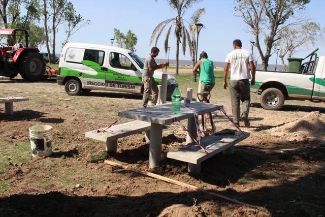 Mejoramiento de playas y entubamientos en barrios de Punta Lara