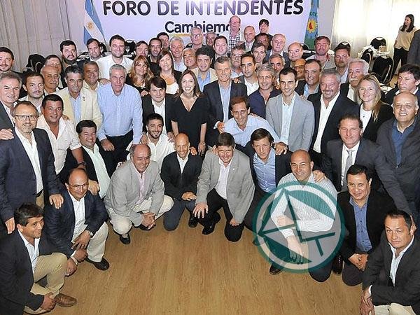 Obras por un voto: Nedela en Foro de Intendentes con Macri y Vidal de cara a las elecciones 2017