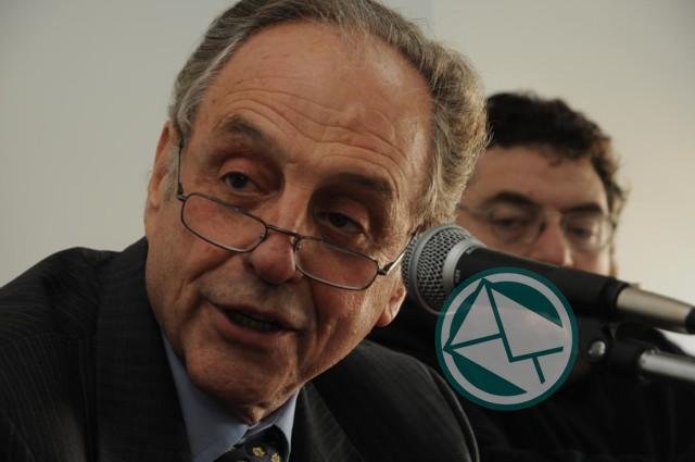 Heller: "Parece que el Presidente habló de Dinamarca"