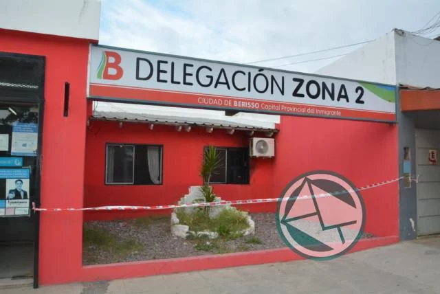 Ataque y roturas en la sede de la Delegación Municipal Zona II