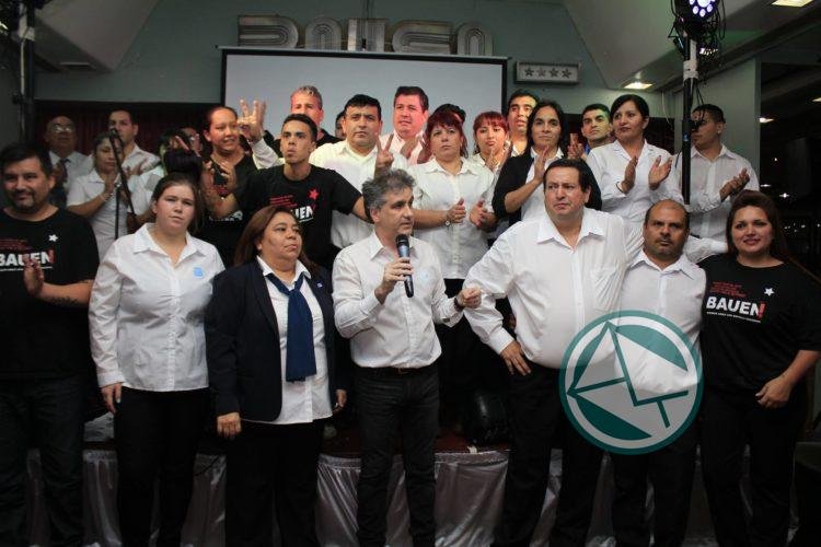 Más de 700 personalidades colmaron la cena solidaria en apoyo a los trabajadores del Hotel BAUEN