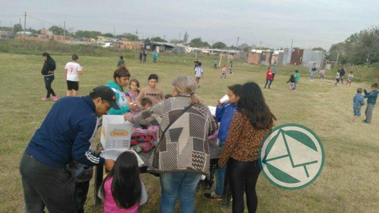 La JP La Cámpora abrió un merendero en el barrio El Carmen La JP La Cámpora abrió un merendero en el barrio El Carmen