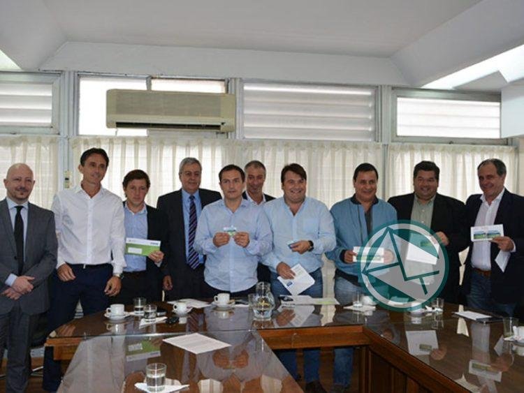 Nedela participó de la presentación de las nuevas credenciales de IOMA