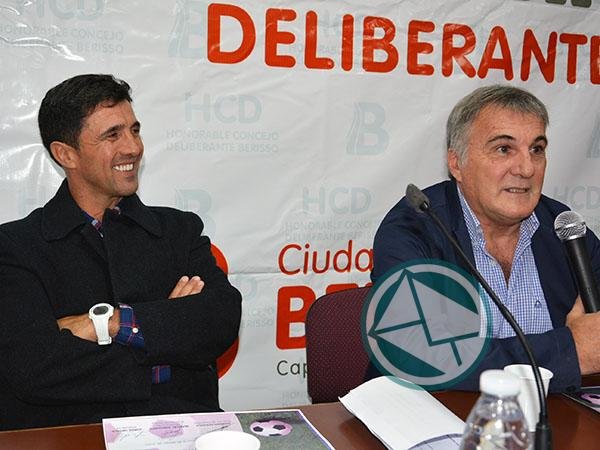 Claudio Guñali y Pablo Blanco inauguraron el curso de Director Técnico Infanto-Juvenil