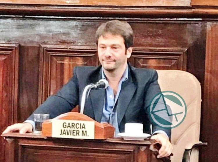 Javier García: "Presentamos un proyecto para disminuir la circulación de autos y motos robados en la ciudad"