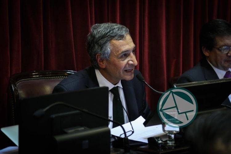 Basualdo: "La ley de compre argentino será un fuerte impulso para las Pymes"