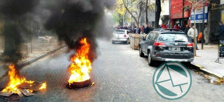 Conflicto en Siderar: la UOM expulsó a los delegados de la planta de Ensenada Conflicto en Siderar: la UOM expulsó a los delegados de la planta de Ensenada