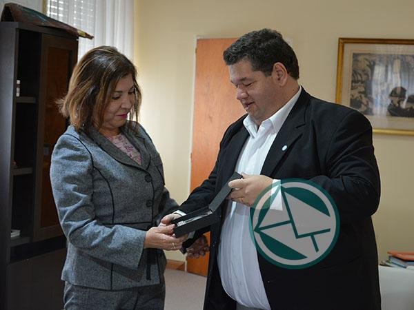 Reunión con la asumida cónsul General del Perú en La Plata