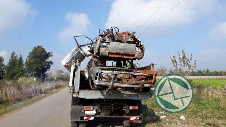 El Municipio retiró y compactó más de 50 autos que estaban abandonados en la vía pública