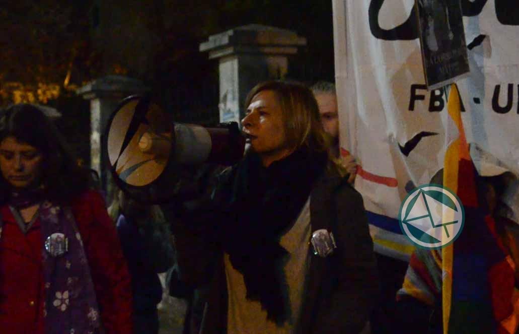 Saintout participó de la marcha #Niunamenos y recorrió Los Hornos y Abasto Saintout participó de la marcha #Niunamenos y recorrió Los Hornos y Abasto
