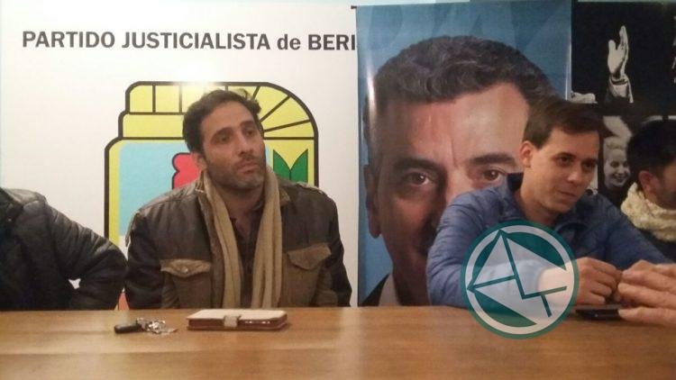 Randazzo planta bandera en el PJ local de Berisso con Leonel Galosi