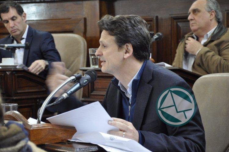 Gabriel Bruera avanza con su pedido de de declaración de emergencia en seguridad para La Plata Gabriel Bruera avanza con su pedido de de declaración de emergencia en seguridad para La Plata
