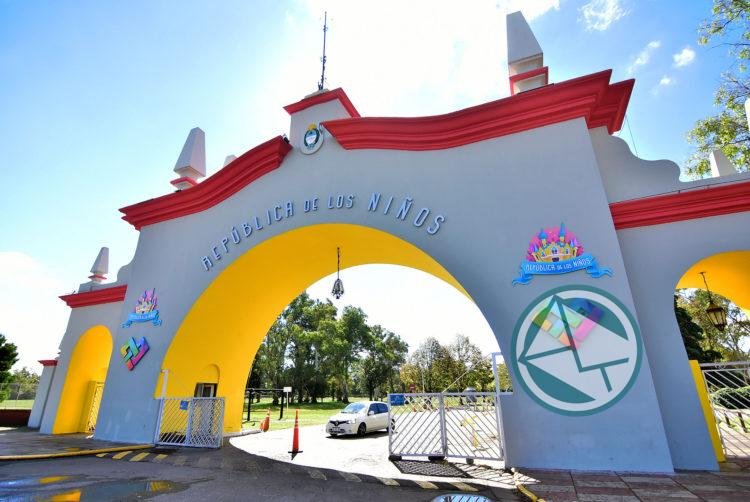Convocan a profesores o estudiantes avanzados de Educación Física para el plantel de la “Repu”