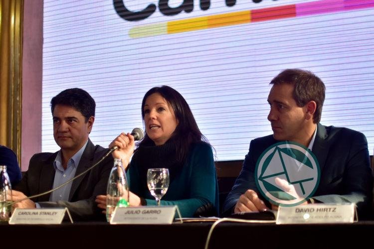 Stanley en el Foro de Intendentes Cambiemos: “La necesidad de los vecinos está siempre por sobre la política partidaria”