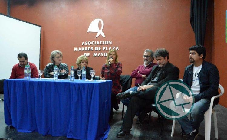 Saintout participó de una actividad en defensa de la educación pública y de la Universidad de las Madres