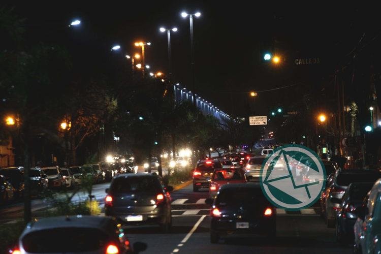 Avanza la colocación de luces con tecnología LED en La Plata