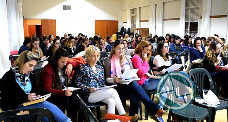 Docentes bonaerenses se capacitan en medio ambiente para enseñar reciclado y ahorro energético