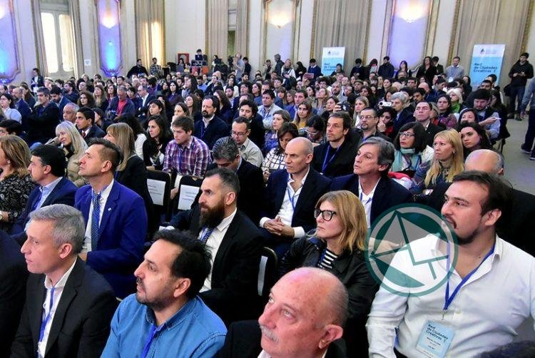 Garro: “Tenemos que apostar a proyectos a largo plazo con posibilidades para las buenas ideas”