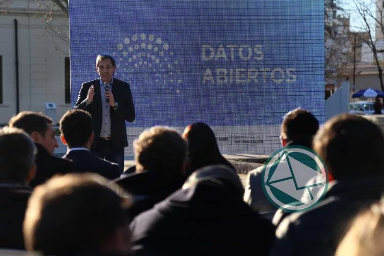 Garro: “Damos otro paso importante para seguir abriendo la gestión a los vecinos"