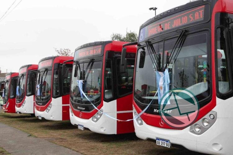 Garro: “Con este servicio le vamos a ahorrar 40 minutos de viaje a quienes van a estudiar o trabajar” Garro: “Con este servicio le vamos a ahorrar 40 minutos de viaje a quienes van a estudiar o trabajar”