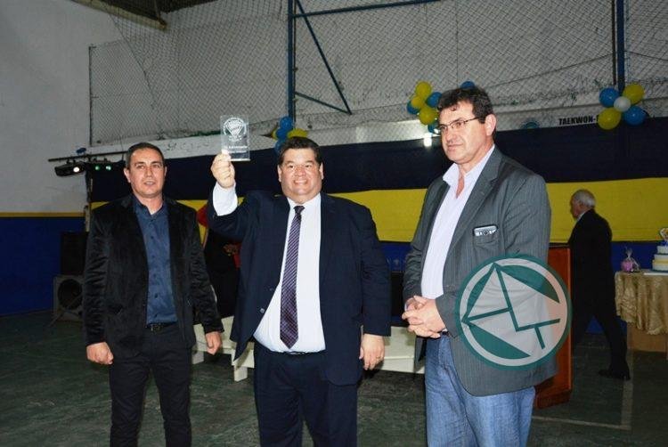 Nedela participó de las Bodas de Diamante del Club Villa Zula