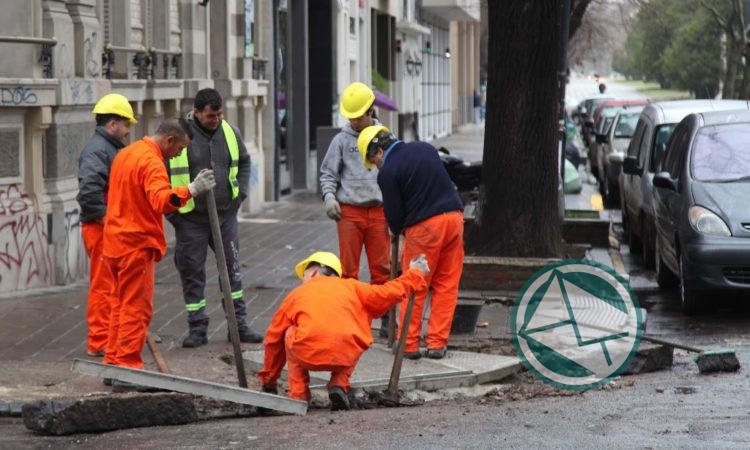 Comenzó un plan para construir 800 rampas para discapacitados en La Plata