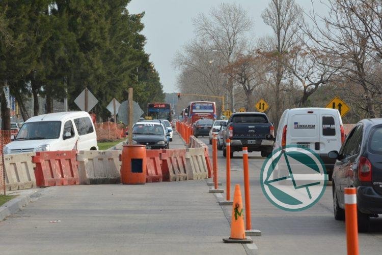 Comenzó el desvío parcial del tránsito sobre Avenida del Petróleo en Berisso Comenzó el desvío parcial del tránsito sobre Avenida del Petróleo en Berisso