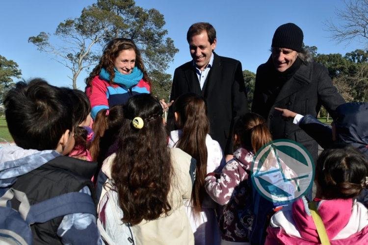 En La Plata se lanzó programa para que chicos puedan disfrutar de la República de los Niños