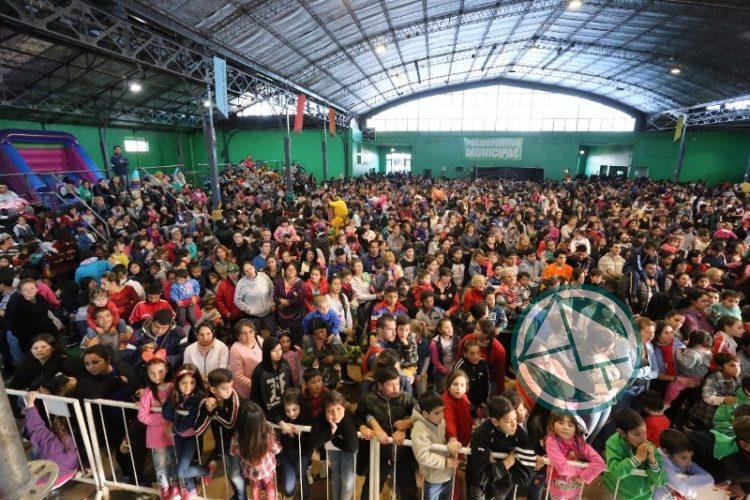 Unos 5.000 niños celebraron el Día del Niño en Ensenada
