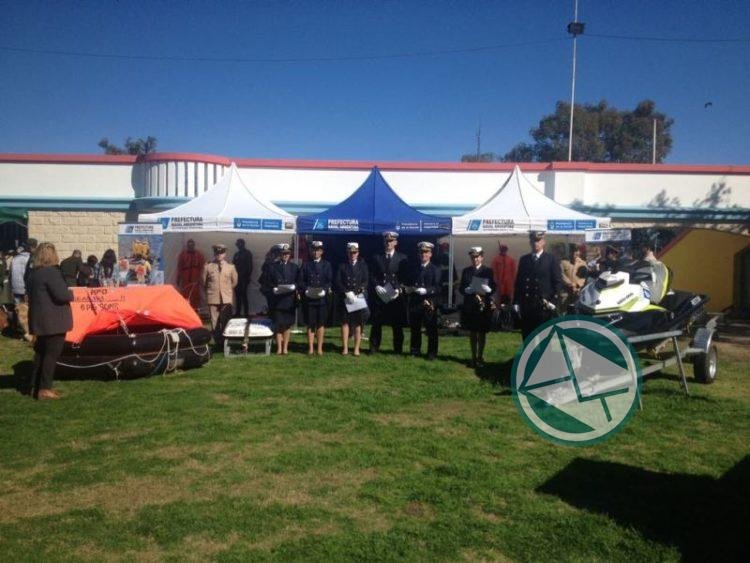 Stand de Pefectura Naval en la reinauguración de la República de los Niños