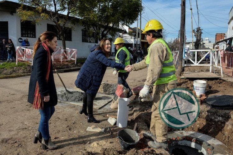 Vidal paseó por las obras cloacales en el partido de San Martín