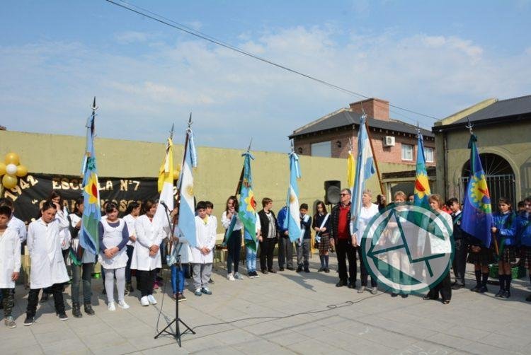 La Escuela “General Enrique Mosconi” de Bersso celebró su 75° Aniversario