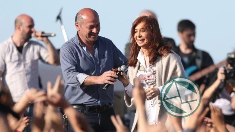 Misa kichnerista en Ensenada bajo el "Plenario de Militancia Nacional y Popular"