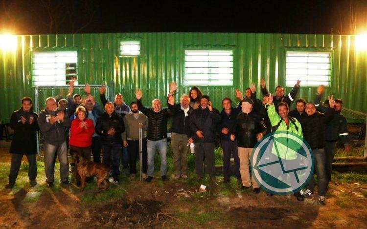 Se plantó una Unidad Sanitaria "container" en la Isla Santiago Se plantó una Unidad Sanitaria "container" en la Isla Santiago