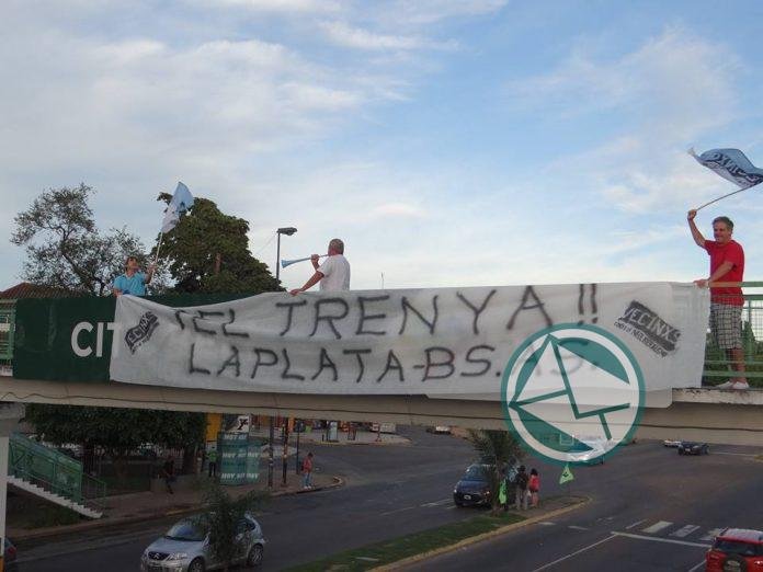 Usuarios juntaron firmas para que el tren llegue a La Plata de inmediato