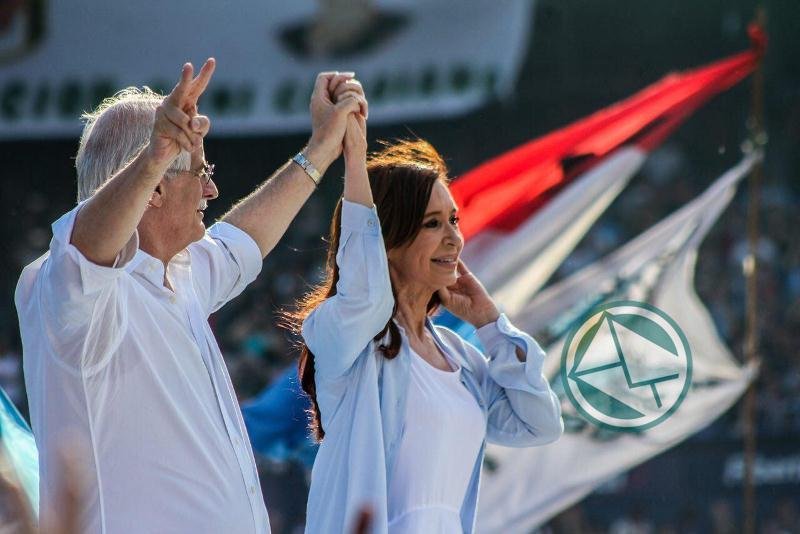 Imponente cierre de campaña de CFK en Racing
