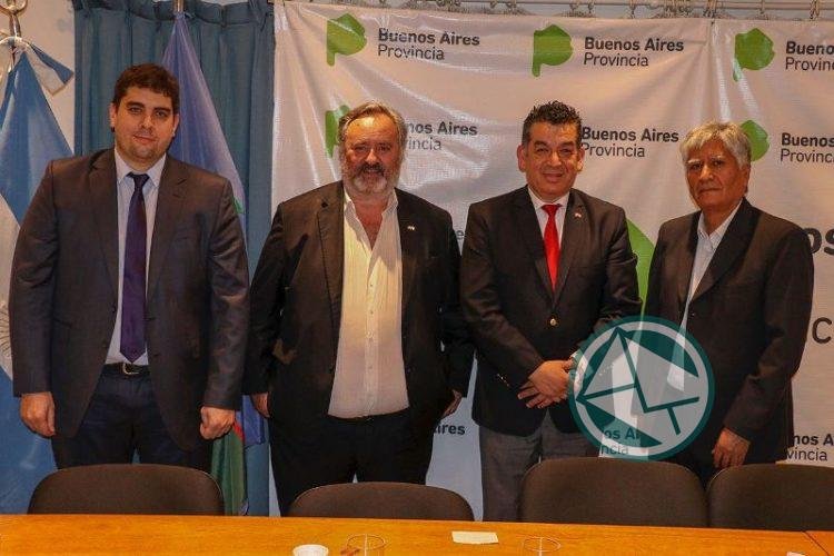 El Registro de las Personas Provincial se reunió con cónsules por los indocumentados El Registro de las Personas Provincial se reunió con cónsules por los indocumentados