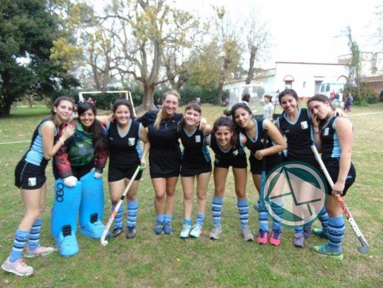 Segundo puesto para la categoría Intermedia de la Escuela Municipal de Hockey
